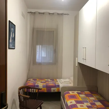 Casa Donatella A Isola Apartament