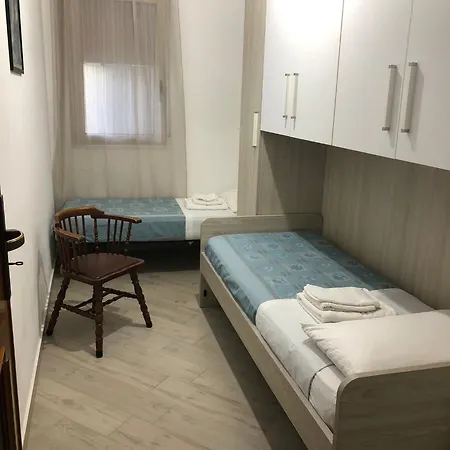 Casa Donatella A Isola Apartament *